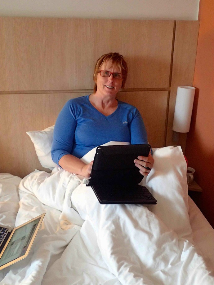 Writing my blog in bed this morning (Photo credit: Sue's blog)